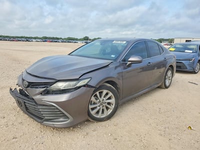 4T1C11AK7NU****** 2022 Toyota Camry
