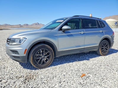 3VV2B7AX6LM****** 2020 Volkswagen Tiguan