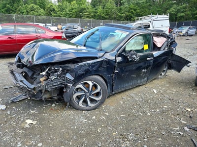 1HGCR2F93GA****** 2016 Honda Accord