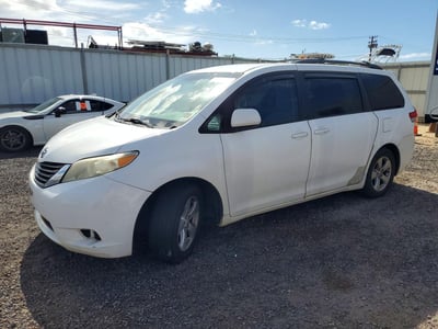 5TDKK3DC1BS****** 2011 Toyota Sienna