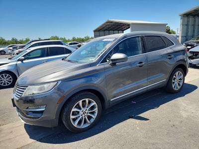 5LMCJ2C91HU****** 2017 Lincoln MKC
