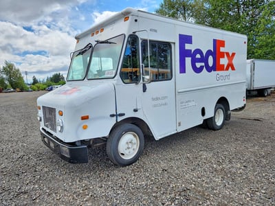 4UZAAPDU68C****** 2008 Freightliner MT45 Chassis