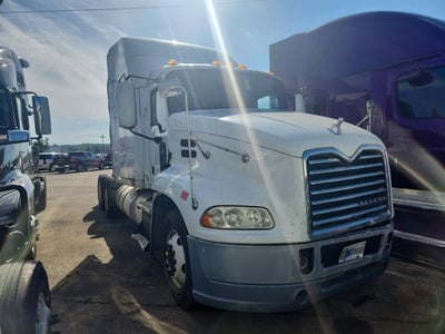 2015 Mack CXU613