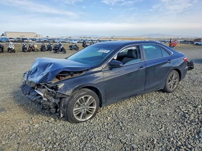 2015 Toyota Camry Hybrid