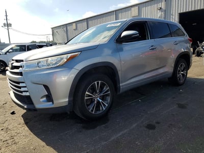 5TDZZRFHXJS****** 2018 Toyota Highlander