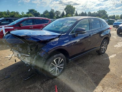JTEAAAAHXMJ****** 2021 Toyota Venza
