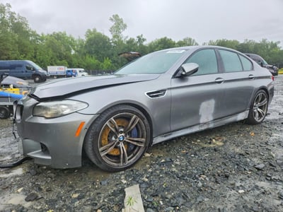 WBSFV9C56DD****** 2013 BMW M5