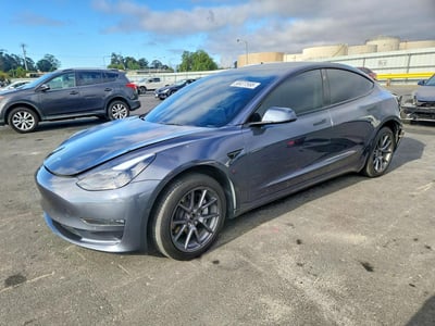 5YJ3E1EB6NF****** 2022 Tesla Model 3