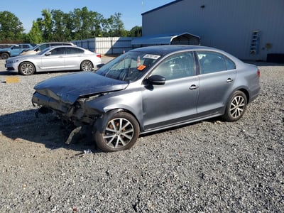 3VWDB7AJXHM****** 2017 Volkswagen Jetta