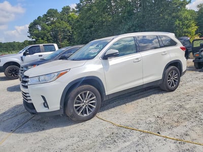 5TDKZRFHXKS****** 2019 Toyota Highlander
