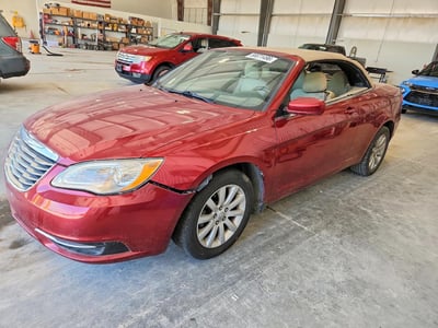 1C3BC2EGXBN****** 2011 Chrysler 200