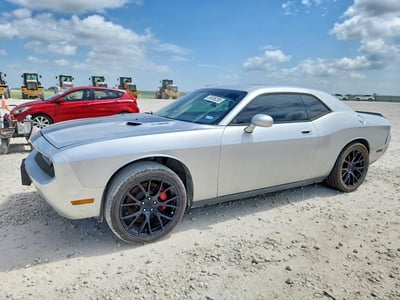 2B3CJ7DWXAH****** 2010 Dodge Challenger