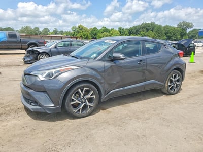 NMTKHMBX7JR****** 2018 Toyota C-HR