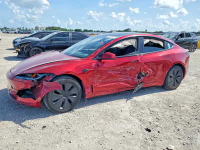 5YJ3E1EA6RF****** 2024 Tesla Model 3