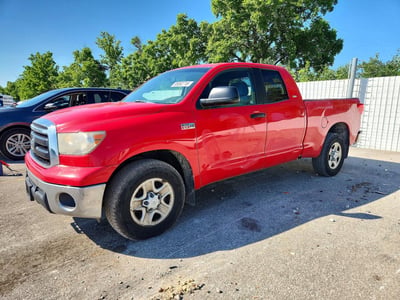 5TFUW5F1XCX****** 2012 Toyota Tundra