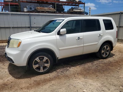 5FNYF3H3XFB****** 2015 Honda Pilot