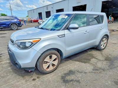 KNDJN2A26G7****** 2016 Kia Soul