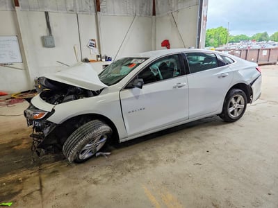 1G1ZB5ST8KF****** 2019 Chevrolet Malibu