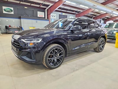 WA1DVAF11KD****** 2019 Audi Q8