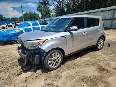 KNDJP3A55K7****** 2019 Kia Soul