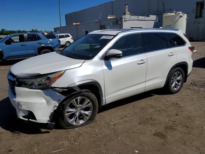 5TDJKRFH5FS****** 2015 Toyota Highlander
