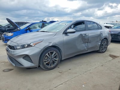 3KPF24AD9PE****** 2023 Kia Forte