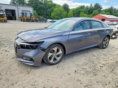 1HGCV1F51JA****** 2018 Honda Accord