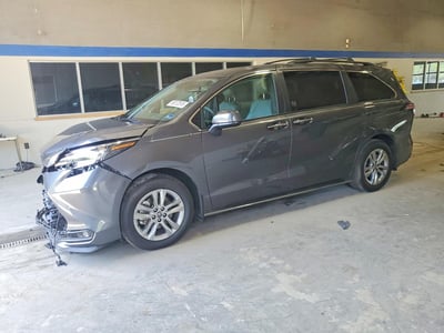 5TDJSKFC1SS****** 2025 Toyota Sienna