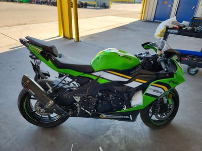 JKBZXJJ1XSA****** 2025 Kawasaki Ninja ZX-6R