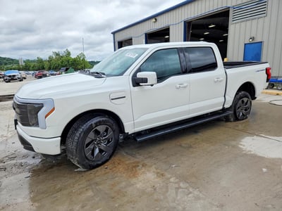 1FT6W1EV8PW****** 2023 Ford F-150 Lightning