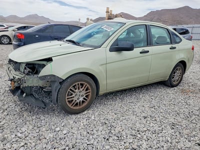 1FAHP3FN3AW****** 2010 Ford Focus
