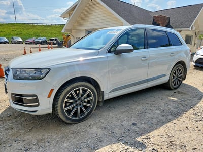 WA1LAAF77HD****** 2017 Audi Q7