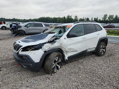 1C4PJMBS6GW****** 2016 Jeep Cherokee