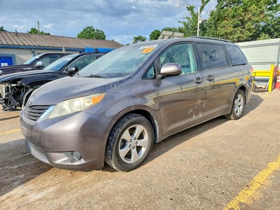 5TDKK3DC0DS****** 2013 Toyota Sienna