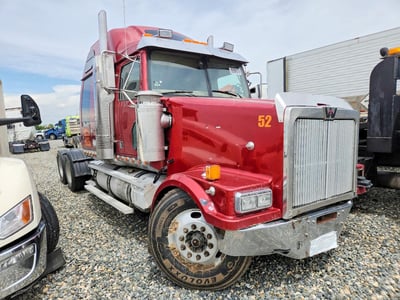 5KJJAECV45P****** 2005 Western Star 4900 FA