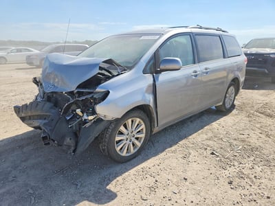 5TDJK3DC6CS****** 2012 Toyota Sienna