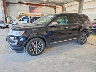 1FM5K8HT3GG****** 2016 Ford Explorer