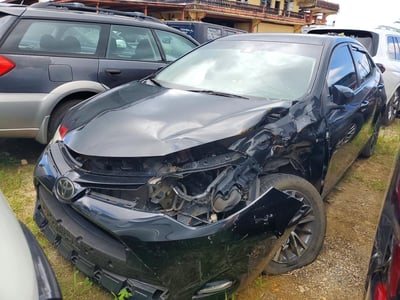 5YFBURHE8HP****** 2017 Toyota Corolla