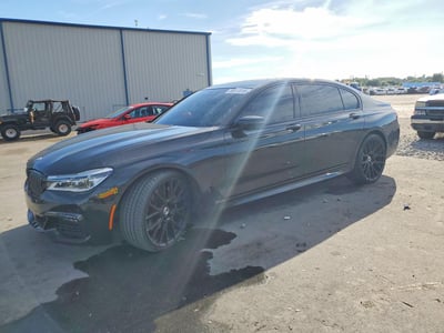 WBA7F2C5XGG****** 2016 BMW 7 Series