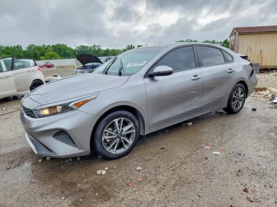 3KPF24AD2RE****** 2024 Kia Forte