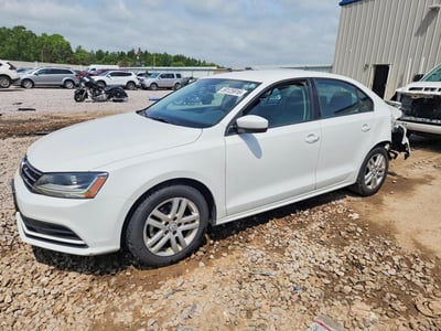 3VW2B7AJ3JM****** 2018 Volkswagen Jetta