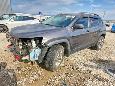 1C4PJMBX3KD****** 2019 Jeep Cherokee
