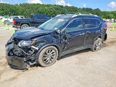 5N1AT2MVXFC****** 2015 Nissan Rogue