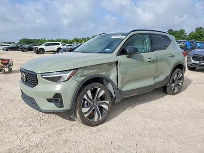 YV4L12UW8P2****** 2023 Volvo XC40