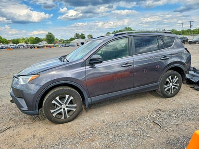 JTMBFREV1JJ****** 2018 Toyota RAV4