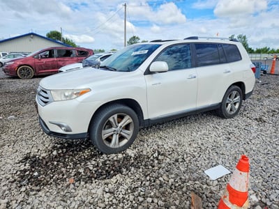 5TDYK3EH4BS****** 2011 Toyota Highlander