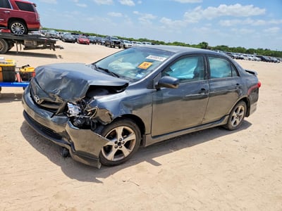 5YFBU4EE8DP****** 2013 Toyota Corolla