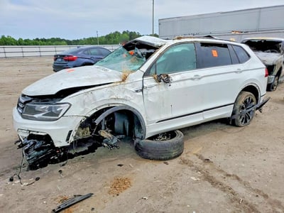 3VV2B7AX7LM****** 2020 Volkswagen Tiguan