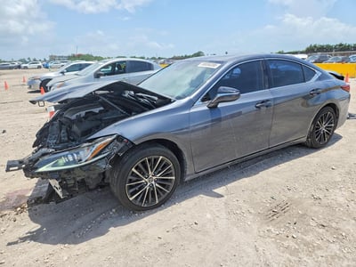2022 Lexus ES