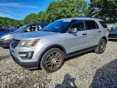 1FM5K8GT3GG****** 2016 Ford Explorer